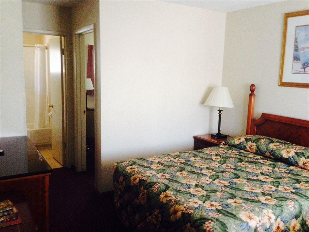 Islander Ca Motel 2*