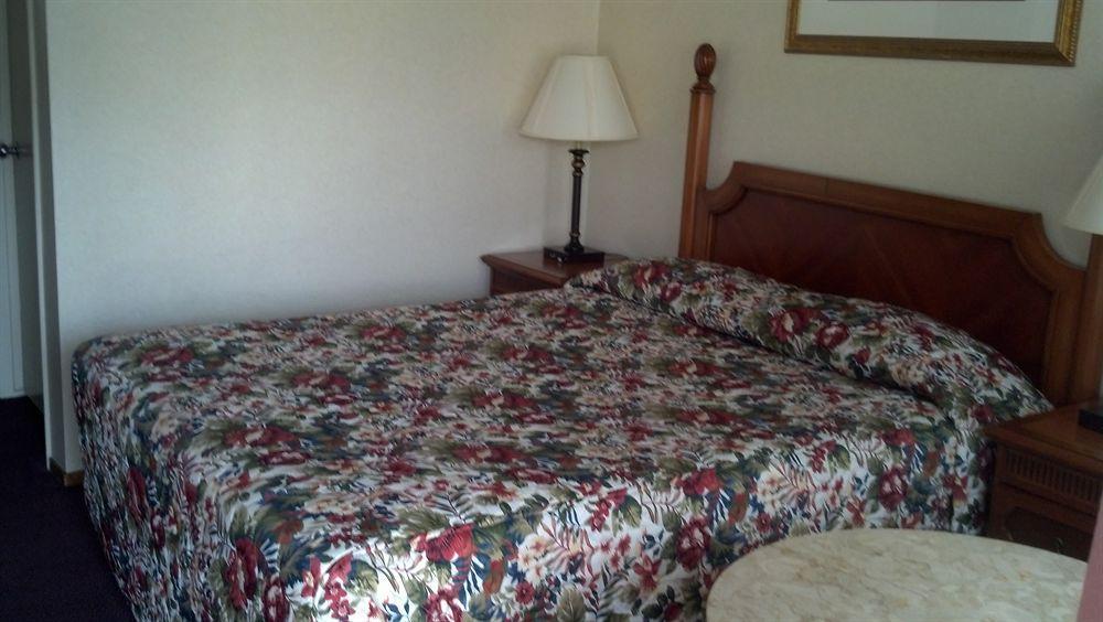 Islander Ca Motel