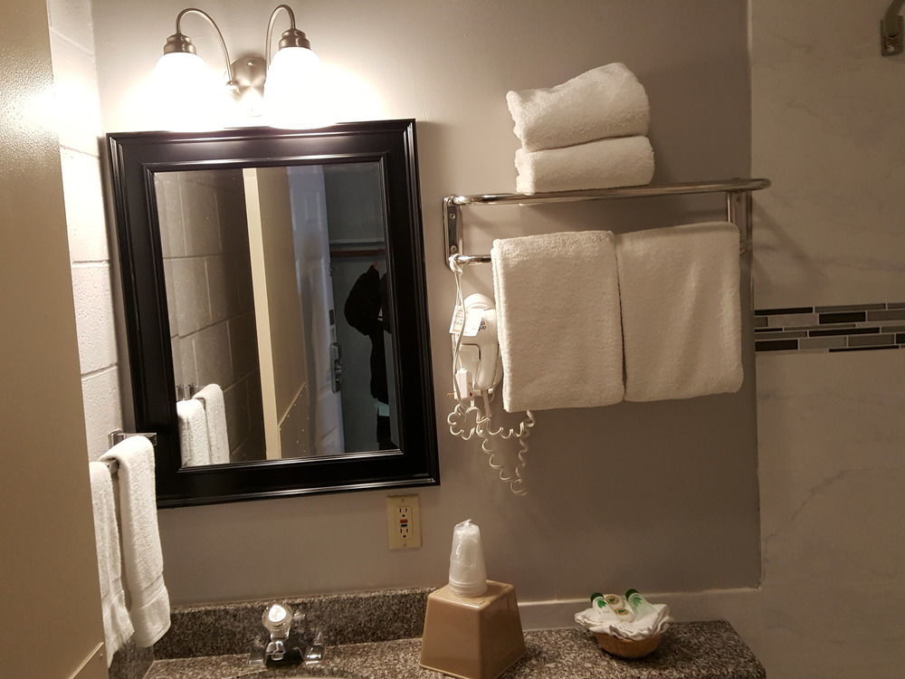 Islander Ca Motel 2*