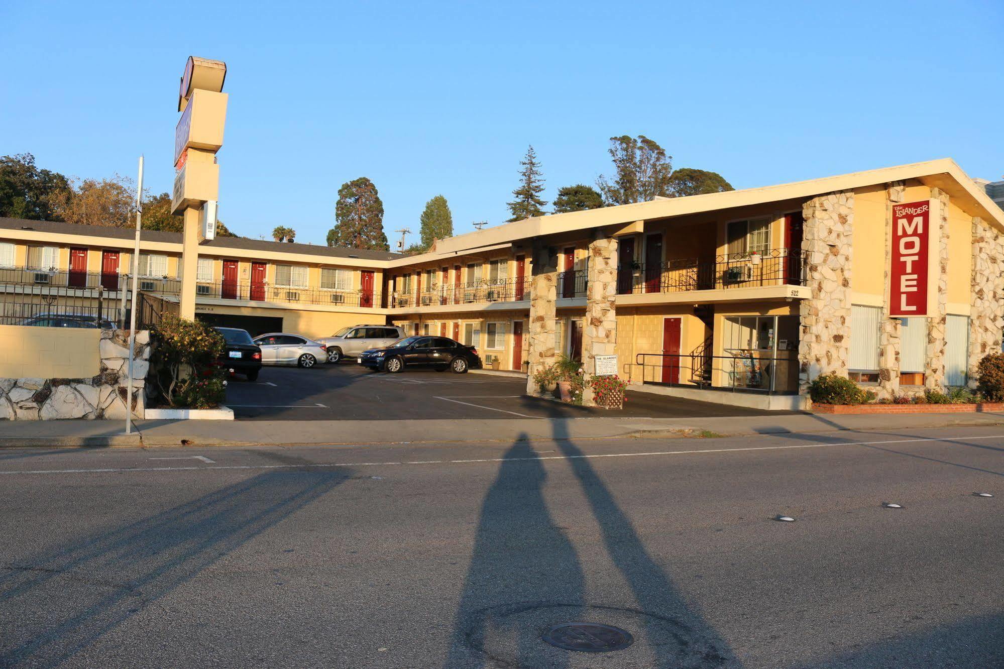 Islander Ca